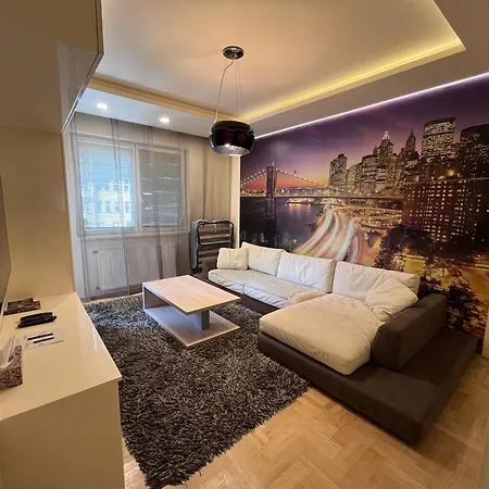 City Lux Apartman Nyiregyhaza Exterior photo